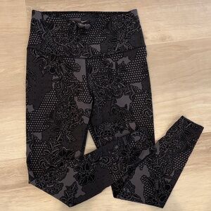 Nike Dri-fit  Black and Gray Lace print Leggings